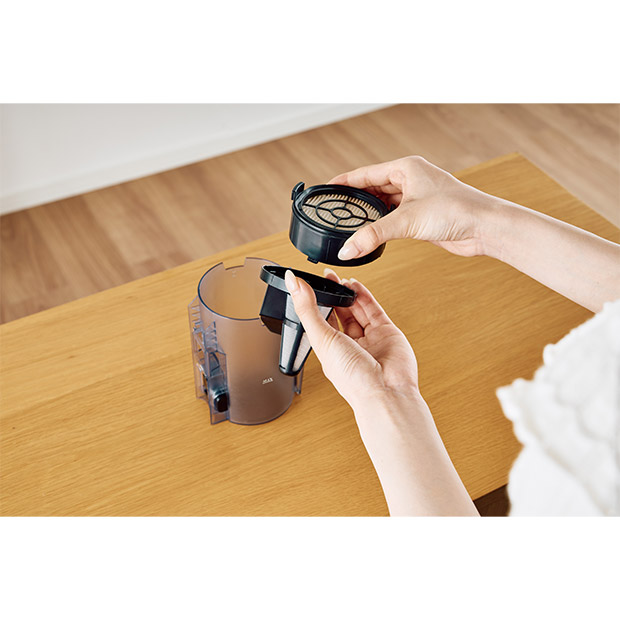 ＜春の家電フェア＞【ハイアール】コードレス式スティッククリーナー（JC-HG1A-K）