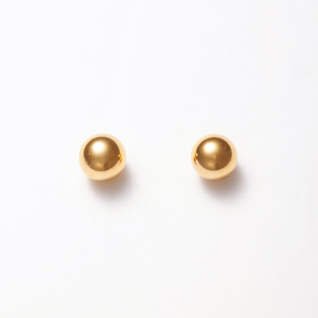 ≪54%OFF≫＜サマージャンボセール＞K18／丸玉ピアス（玉：約5mm）